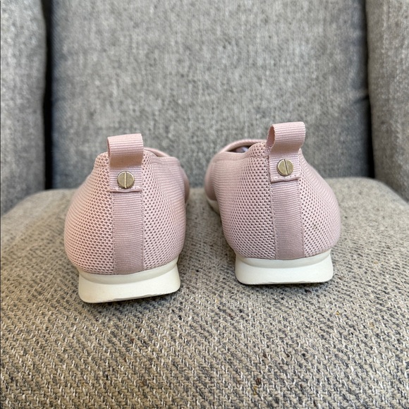 Dr. Scholl’s Wide Women's Timeless Slip On Flat in Blush Pink Knit Fabric - Picture 6 of 16